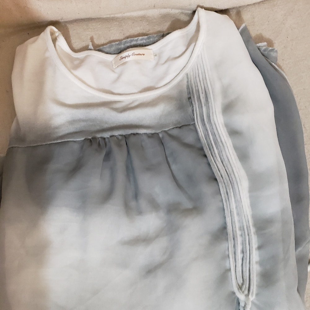 🎈Simply Couture top - Picture 2 of 4